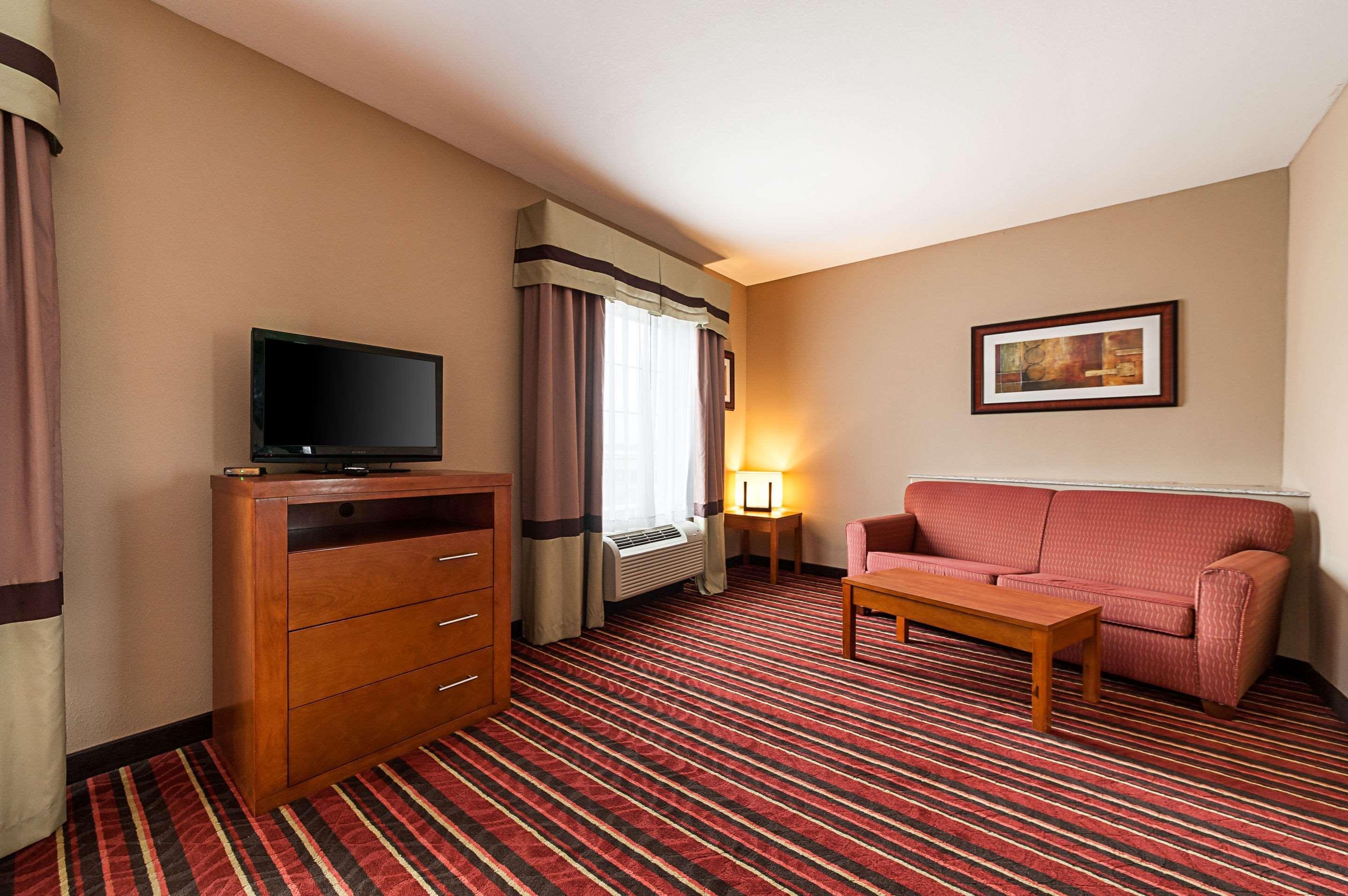 Comfort Suites Sulphur - Lake Charles Bagian luar foto