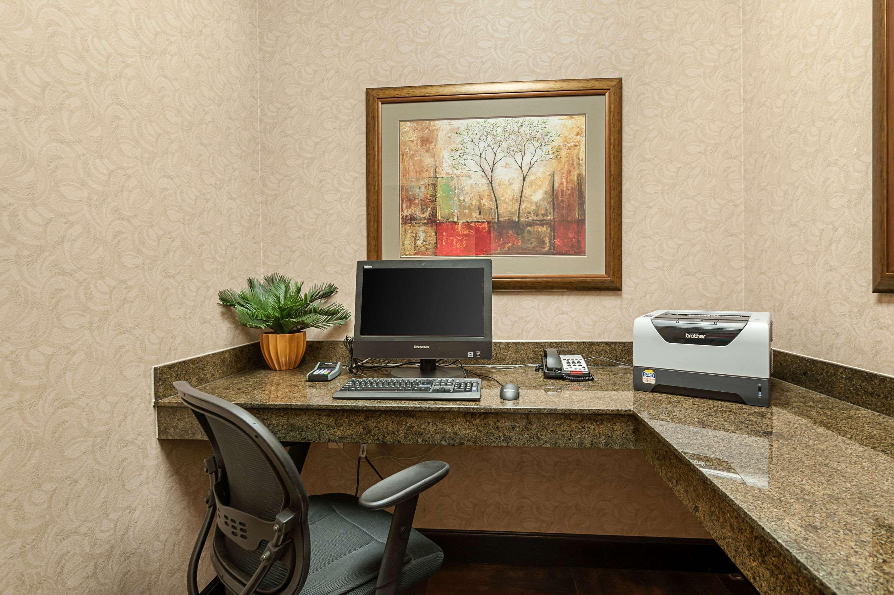 Comfort Suites Sulphur - Lake Charles Bagian luar foto